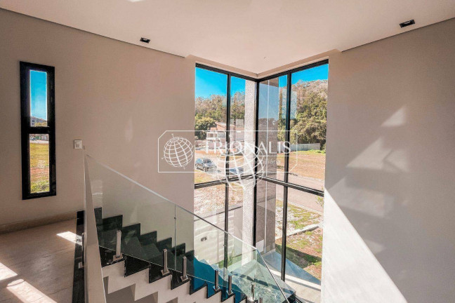 Imagem Casa com 3 Quartos à Venda, 300 m² em Condomínio Granville - Atibaia Imagem Casa com 3 Quartos à Venda, 300 m² em Condomínio Granville - Atibaia