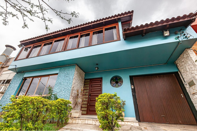 Imagem Casa com 5 Quartos à Venda, 330 m² em Vila Ipiranga - Porto Alegre Imagem Casa com 5 Quartos à Venda, 330 m² em Vila Ipiranga - Porto Alegre