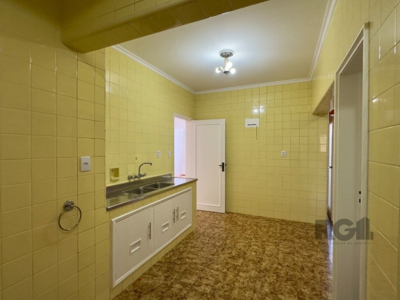 Imagem Imóvel com 3 Quartos à Venda, 170 m² em Centro Histórico - Porto Alegre Imagem Imóvel com 3 Quartos à Venda, 170 m² em Centro Histórico - Porto Alegre