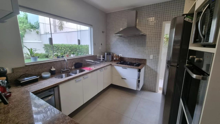 Imagem Casa com 4 Quartos à Venda, 185 m² em Palm Hills - Cotia Imagem Casa com 4 Quartos à Venda, 185 m² em Palm Hills - Cotia