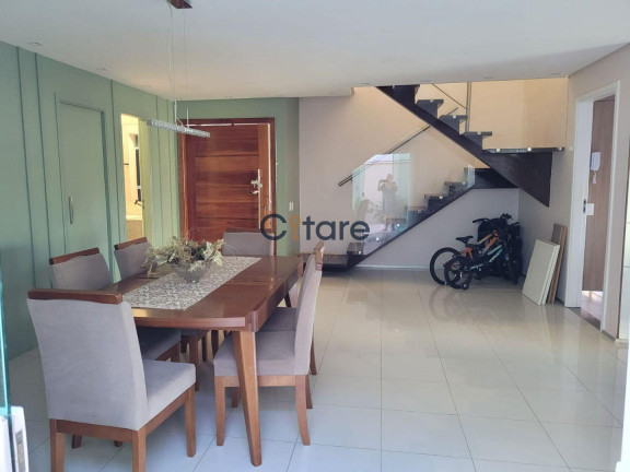 Imagem Casa com 4 Quartos à Venda, 351 m² em Centro - Eusébio Imagem Casa com 4 Quartos à Venda, 351 m² em Centro - Eusébio