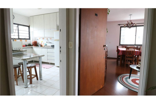 Imagem Imóvel com 2 Quartos à Venda, em Pinheiros - São Paulo Imagem Imóvel com 2 Quartos à Venda, em Pinheiros - São Paulo