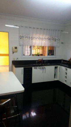 Imagem Casa com 3 Quartos à Venda, 350 m² em Vila Pereira Cerca - São Paulo Imagem Casa com 3 Quartos à Venda, 350 m² em Vila Pereira Cerca - São Paulo