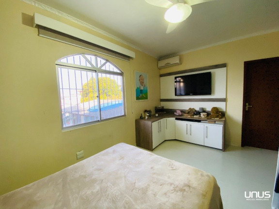 Imagem Casa com 3 Quartos à Venda, 360 m² em Barreiros - São José