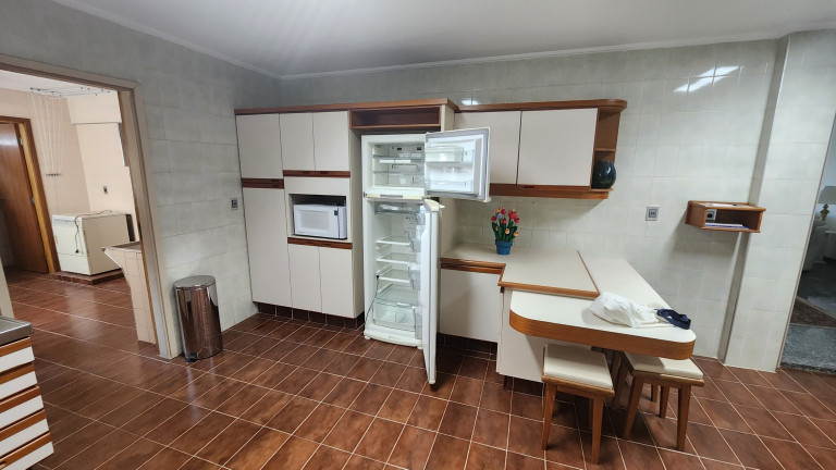 Imagem Apartamento com 3 Quartos à Venda, 145 m² em Centro - Serra Negra Imagem Apartamento com 3 Quartos à Venda, 145 m² em Centro - Serra Negra
