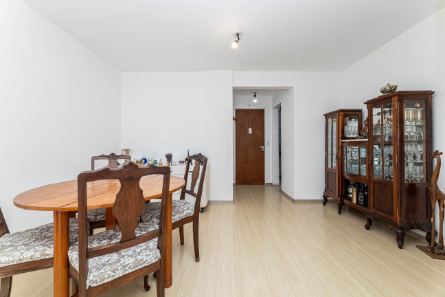 Imagem Apartamento com 2 Quartos à Venda, 70 m² em Bigorrilho - Curitiba Imagem Apartamento com 2 Quartos à Venda, 70 m² em Bigorrilho - Curitiba