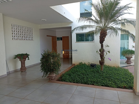 Imagem Casa com 4 Quartos à Venda, 800 m² em Setor Habitacional Vicente Pires - Brasília Imagem Casa com 4 Quartos à Venda, 800 m² em Setor Habitacional Vicente Pires - Brasília