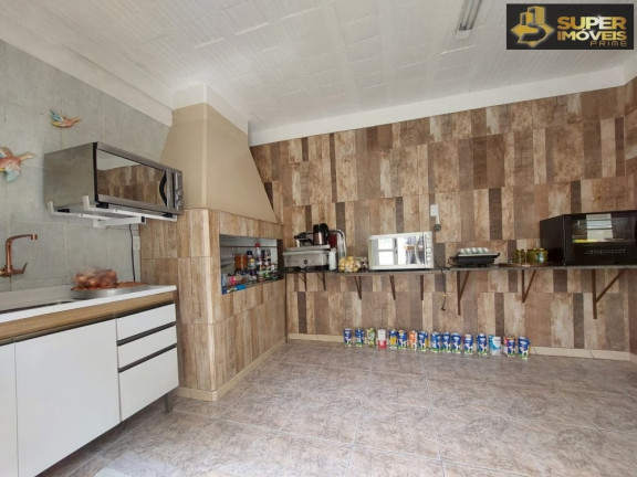 Imagem Casa com 3 Quartos à Venda, 232 m² em Centro - Pelotas