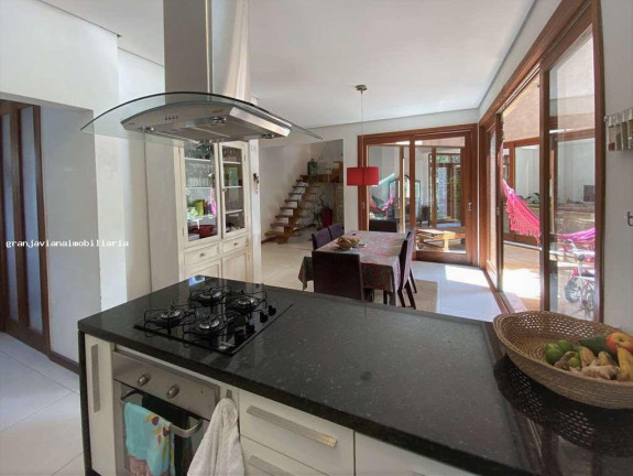 Imagem Casa à Venda, em Chácara Das Candeias - Carapicuíba Imagem Casa à Venda, em Chácara Das Candeias - Carapicuíba