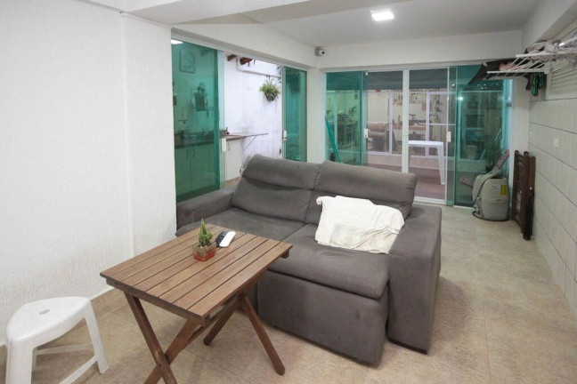 Imagem Casa com 3 Quartos à Venda, em Cambuci - São Paulo Imagem Casa com 3 Quartos à Venda, em Cambuci - São Paulo