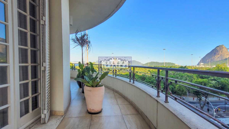 Imagem Apartamento com 5 Quartos à Venda, 620 m² em Flamengo - Rio De Janeiro Imagem Apartamento com 5 Quartos à Venda, 620 m² em Flamengo - Rio De Janeiro