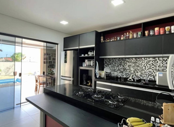 Imagem Casa com 3 Quartos à Venda, 300 m² em Campinas Imagem Casa com 3 Quartos à Venda, 300 m² em Campinas