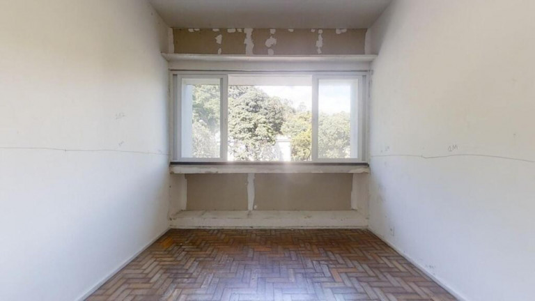 Imagem Imóvel com 3 Quartos à Venda, 97 m² em Laranjeiras - Rio De Janeiro Imagem Imóvel com 3 Quartos à Venda, 97 m² em Laranjeiras - Rio De Janeiro
