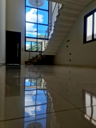 Imagem Casa com 3 Quartos à Venda, em Jardim Tóquio - Maringá Imagem Casa com 3 Quartos à Venda, em Jardim Tóquio - Maringá