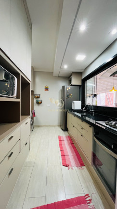 Imagem Casa com 4 Quartos à Venda, 202 m² em Centro - Ubatuba Imagem Casa com 4 Quartos à Venda, 202 m² em Centro - Ubatuba