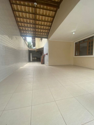Imagem Casa com 3 Quartos à Venda, 303 m² em Parque Manibura - Fortaleza Imagem Casa com 3 Quartos à Venda, 303 m² em Parque Manibura - Fortaleza