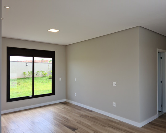 Imagem Casa com 5 Quartos à Venda, 348 m² em Medeiros - Jundiaí Imagem Casa com 5 Quartos à Venda, 348 m² em Medeiros - Jundiaí
