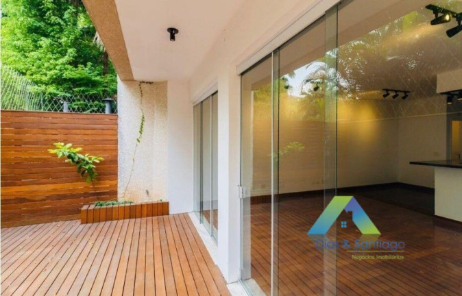 Imagem Casa com 3 Quartos à Venda, 300 m² em Morumbi - São Paulo Imagem Casa com 3 Quartos à Venda, 300 m² em Morumbi - São Paulo