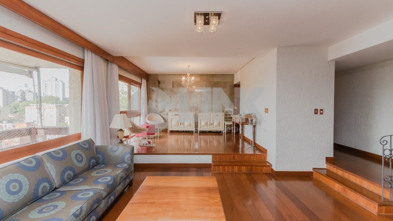 Imagem Apartamento com 3 Quartos à Venda, 195 m² em Mont Serrat - Porto Alegre Imagem Apartamento com 3 Quartos à Venda, 195 m² em Mont Serrat - Porto Alegre