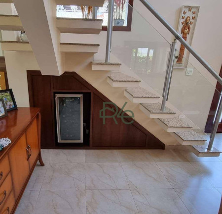 Imagem Casa com 4 Quartos à Venda, 380 m² em Parque Das Artes - Embu Das Artes Imagem Casa com 4 Quartos à Venda, 380 m² em Parque Das Artes - Embu Das Artes