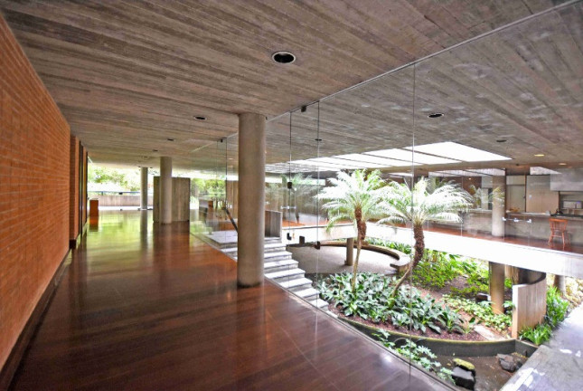 Imagem Casa com 3 Quartos à Venda, 976 m² em Cidade Jardim - São Paulo Imagem Casa com 3 Quartos à Venda, 976 m² em Cidade Jardim - São Paulo