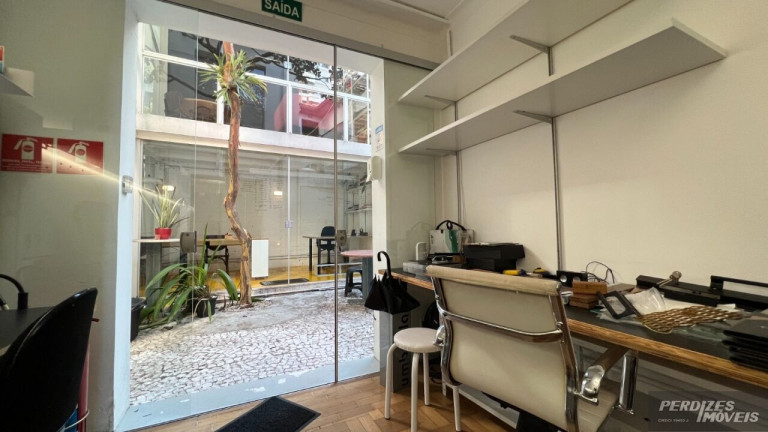 Imóvel Comercial à Venda ou Locação, 56 m² em Perdizes - São Paulo