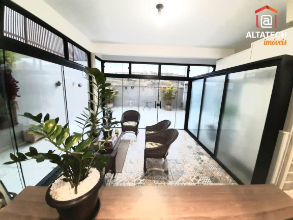 Imagem Casa com 3 Quartos à Venda, 210 m² em Jardim Centenário - Poços De Caldas Imagem Casa com 3 Quartos à Venda, 210 m² em Jardim Centenário - Poços De Caldas
