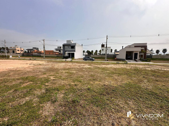 Imagem Terreno à Venda, 150 m² em Beira Rio - Biguaçu Imagem Terreno à Venda, 150 m² em Beira Rio - Biguaçu