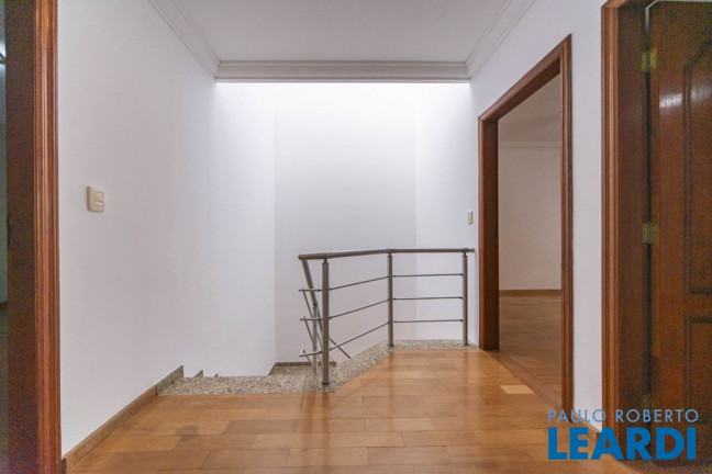 Imagem Sobrado com 3 Quartos à Venda, 228 m² em Vila Gilda - Santo André Imagem Sobrado com 3 Quartos à Venda, 228 m² em Vila Gilda - Santo André