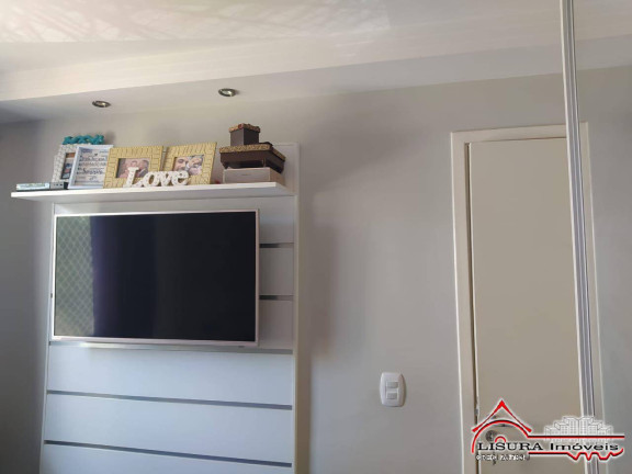 Imagem Apartamento com 2 Quartos à Venda, 47 m² em Jardim Califórnia - Jacareí