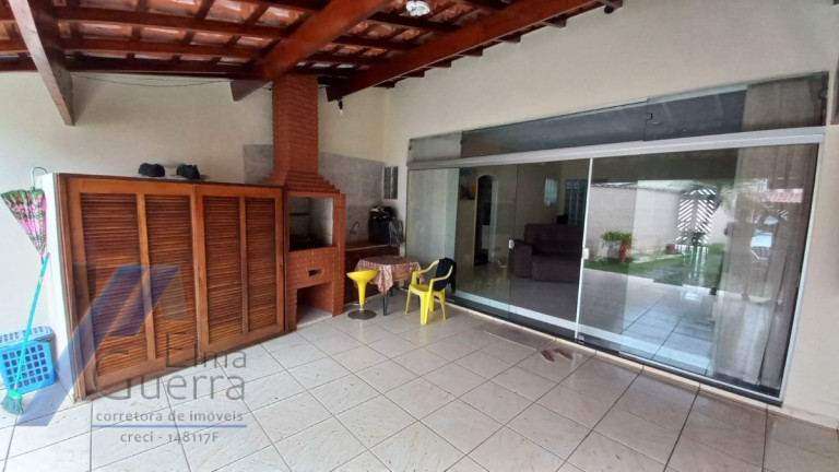 Imagem Casa com 2 Quartos à Venda, 150 m² em Centro - Ubatuba Imagem Casa com 2 Quartos à Venda, 150 m² em Centro - Ubatuba