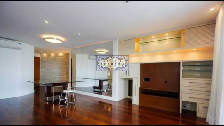 Imagem Apartamento com 3 Quartos à Venda, 250 m² em Recreio Dos Bandeirantes - Rio De Janeiro