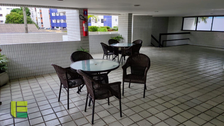 Imagem Apartamento com 4 Quartos à Venda, 201 m² em Espinheiro - Recife