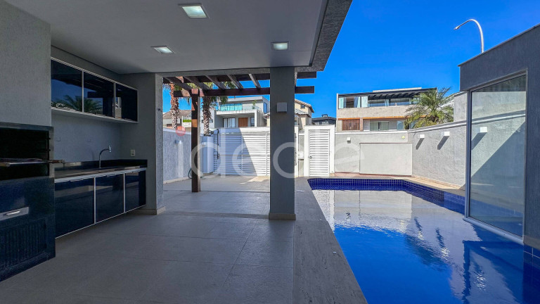 Imagem Casa de Condomínio com 4 Quartos à Venda, 277 m² em Recreio Dos Bandeirantes - Rio De Janeiro