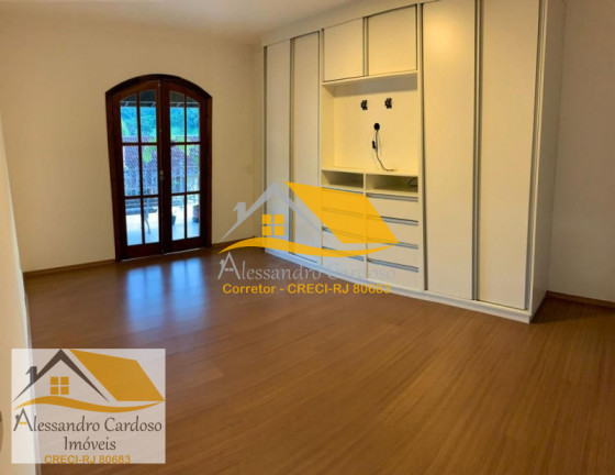 Imagem Casa com 6 Quartos à Venda, 320 m² em Loteamento Sitio Jacina - Nova Friburgo Imagem Casa com 6 Quartos à Venda, 320 m² em Loteamento Sitio Jacina - Nova Friburgo