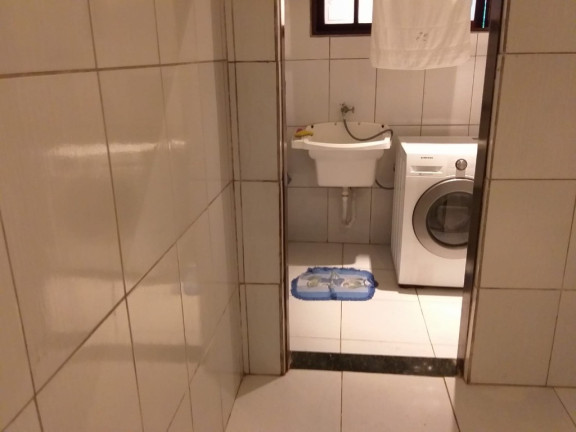 Imagem Imóvel com 4 Quartos à Venda, 360 m² em São Fernando Residência - Barueri Imagem Imóvel com 4 Quartos à Venda, 360 m² em São Fernando Residência - Barueri
