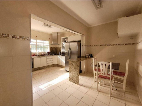 Imagem Casa com 4 Quartos à Venda, 240 m² em Jardim Do Lago - Atibaia Imagem Casa com 4 Quartos à Venda, 240 m² em Jardim Do Lago - Atibaia