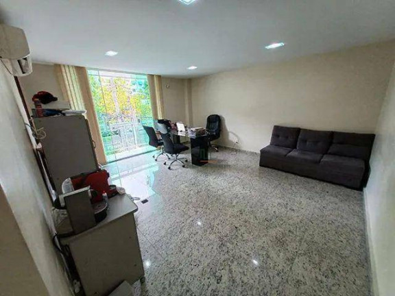 Imagem Casa com 12 Quartos à Venda ou Locação, 500 m² em Icaraí - Niterói Imagem Casa com 12 Quartos à Venda ou Locação, 500 m² em Icaraí - Niterói