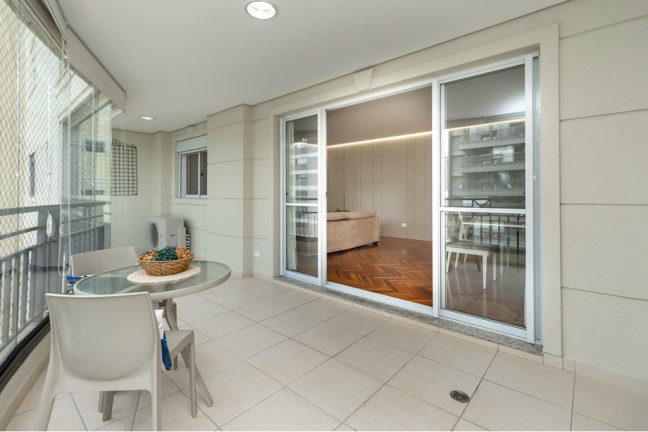 Imagem Apartamento com 2 Quartos à Venda, 126 m² em Moema - São Paulo Imagem Apartamento com 2 Quartos à Venda, 126 m² em Moema - São Paulo