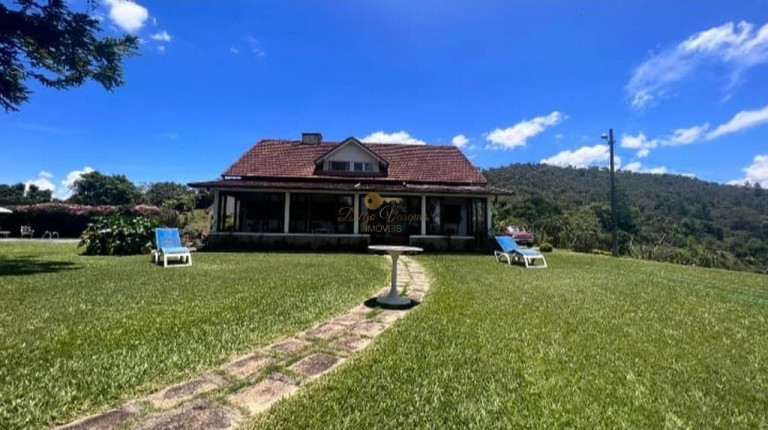 Imagem Casa com 6 Quartos à Venda, 255 m² em Fazenda Alpina - Teresópolis Imagem Casa com 6 Quartos à Venda, 255 m² em Fazenda Alpina - Teresópolis