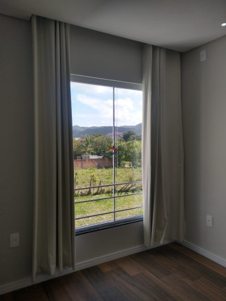 Imagem Sobrado com 3 Quartos à Venda, em São João Do Rio Vermelho - Florianópolis Imagem Sobrado com 3 Quartos à Venda, em São João Do Rio Vermelho - Florianópolis