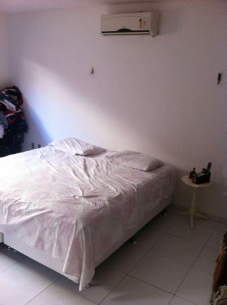 Imagem Casa com 4 Quartos à Venda, 220 m² em Lagoa Nova - Natal Imagem Casa com 4 Quartos à Venda, 220 m² em Lagoa Nova - Natal