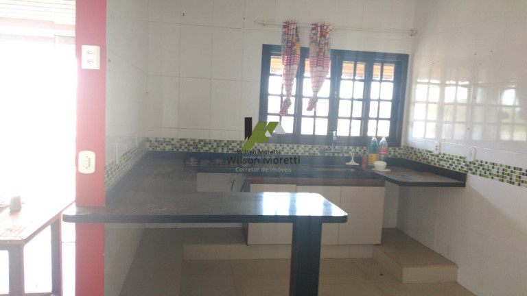 Imagem Casa com 3 Quartos à Venda, 360 m²