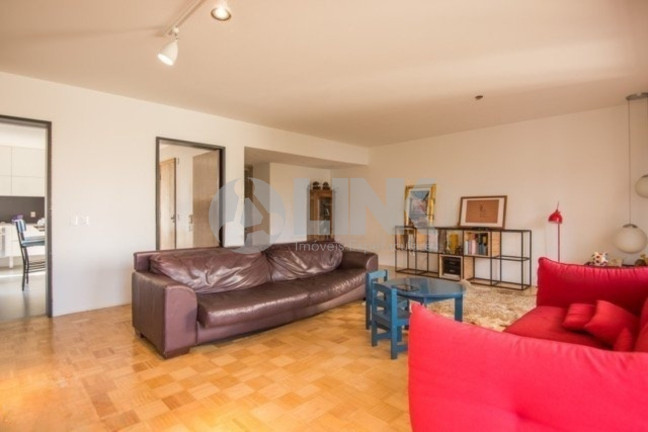 Imagem Apartamento com 3 Quartos à Venda, 166 m² em Moinhos De Vento - Porto Alegre Imagem Apartamento com 3 Quartos à Venda, 166 m² em Moinhos De Vento - Porto Alegre