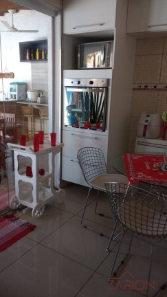 Imagem Casa com 3 Quartos à Venda, 160 m² em Santana - Pindamonhangaba