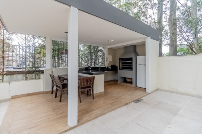 Imagem Imóvel com 3 Quartos à Venda, 130 m² em Vila Suzana - São Paulo Imagem Imóvel com 3 Quartos à Venda, 130 m² em Vila Suzana - São Paulo