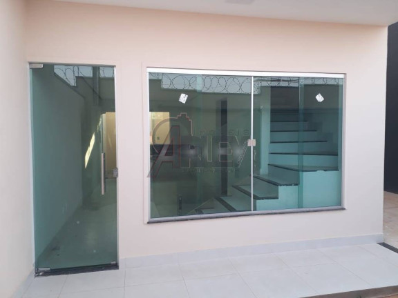 Imagem Casa com 3 Quartos à Venda, em Planalto - Montes Claros Imagem Casa com 3 Quartos à Venda, em Planalto - Montes Claros