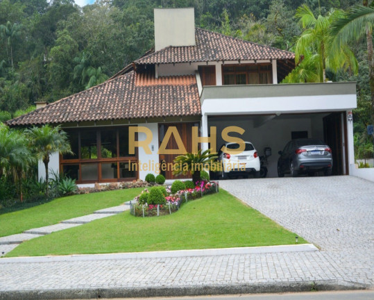 Imagem Casa de Condomínio com 4 Quartos à Venda, 460 m² em Saguaçu - Joinville