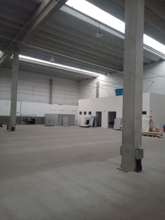 Imagem Imóvel Comercial à Venda, 2.500 m² em Flamingo - Embu-guaçu Imagem Imóvel Comercial à Venda, 2.500 m² em Flamingo - Embu-guaçu