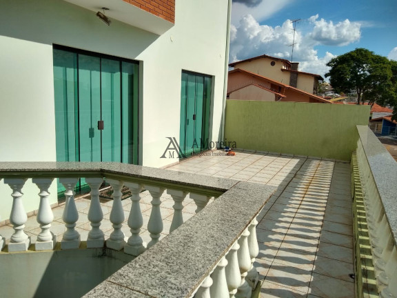 Imagem Casa com 3 Quartos à Venda, 372 m² em Jardim São Vicente - Jundiaí Imagem Casa com 3 Quartos à Venda, 372 m² em Jardim São Vicente - Jundiaí
